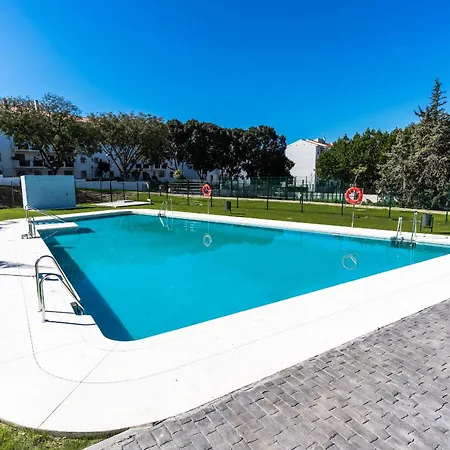 Perfect For Families & Remote Workers - Selwo, Apartment *