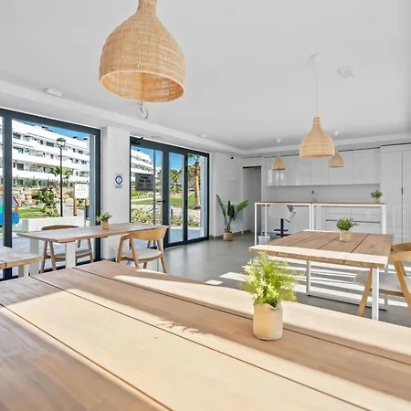 Perfect For Families & Remote Workers - Selwo, Lägenhet *