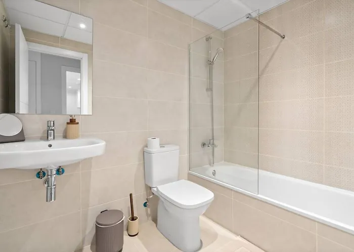 Apartment Perfect For Families & Remote Workers - Selwo, *